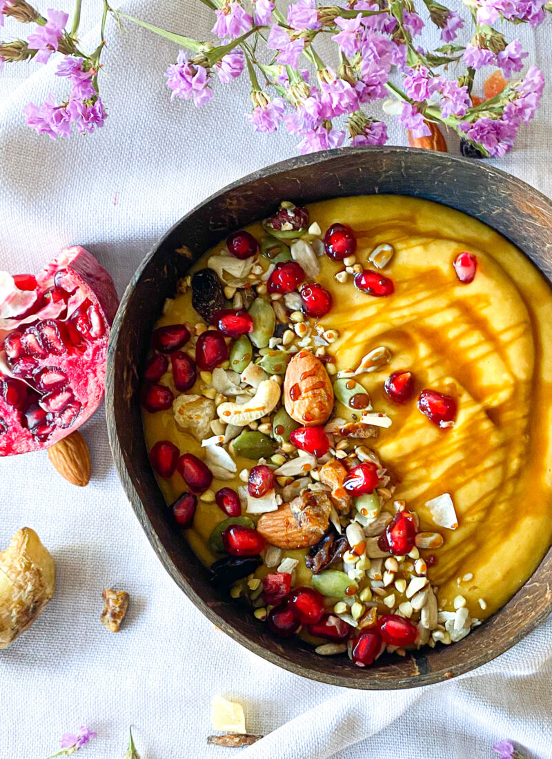 Ginger Persimmon Smoothie Bowl